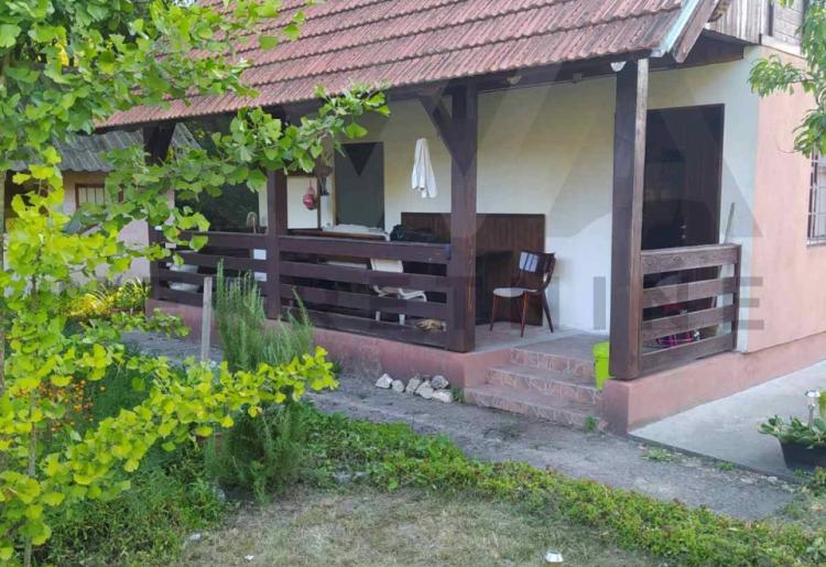 Boljevac - Jablanica , vikendica za uživanje 50m2 na parceli površine  1022m2