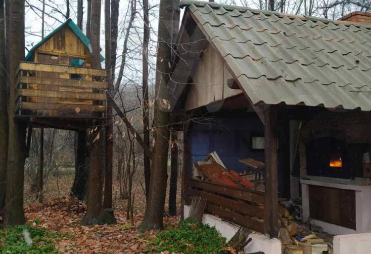 Boljevac - Jablanica , vikendica za uživanje 50m2 na parceli površine  1022m2