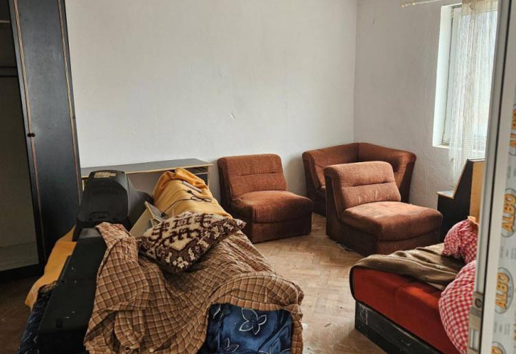 Lukovo-Boljevac  Seosko domacinstvo -kuca 62m2 + ekonomski objekat 63m2