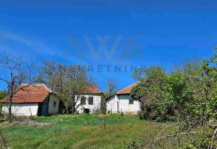 Bogovina-staroseosko domacinstvo sa oko 3ha zemljista u komadu (33568m2)